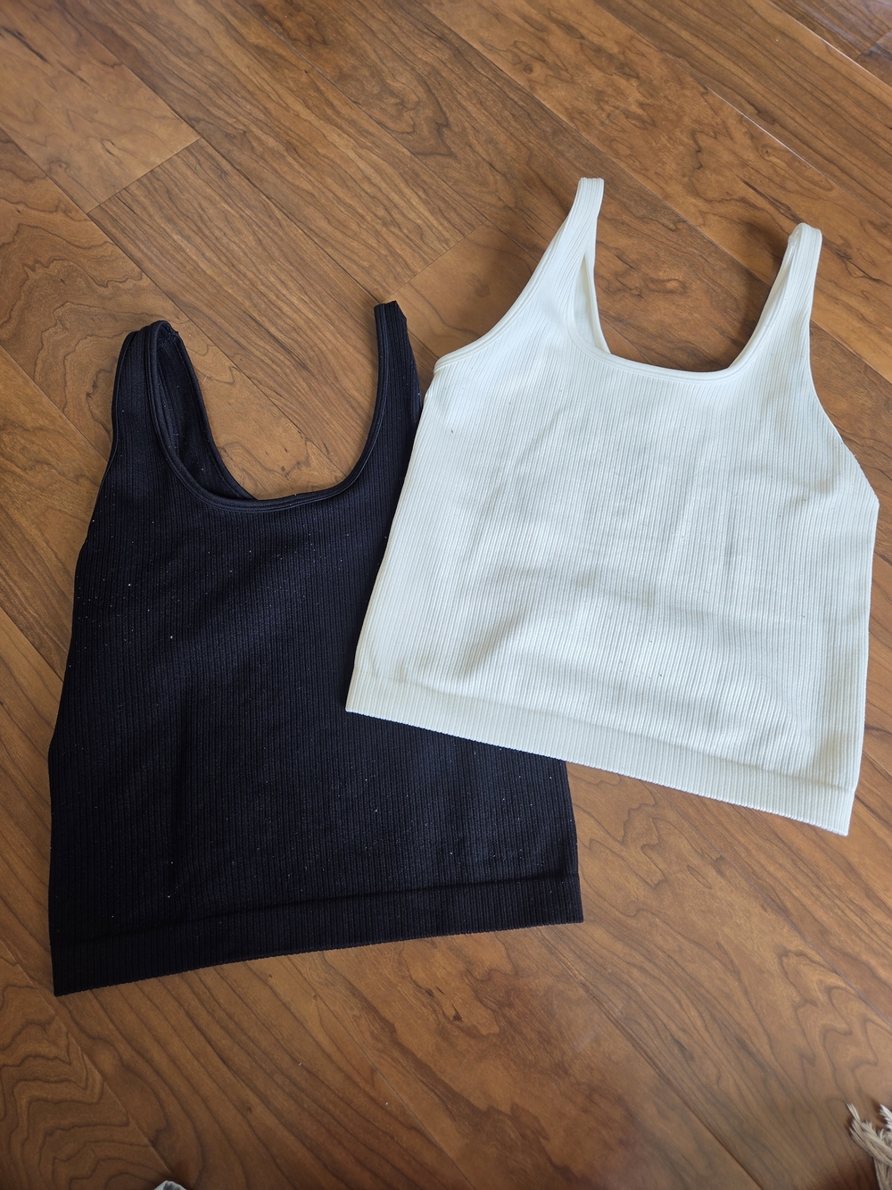 A New Day Ribbed Scoop Tank Top - Black & Cream